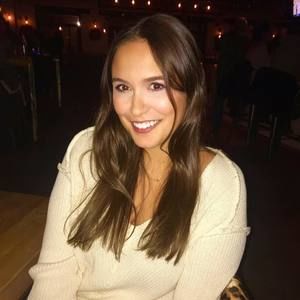 Meet your Posher, Stella